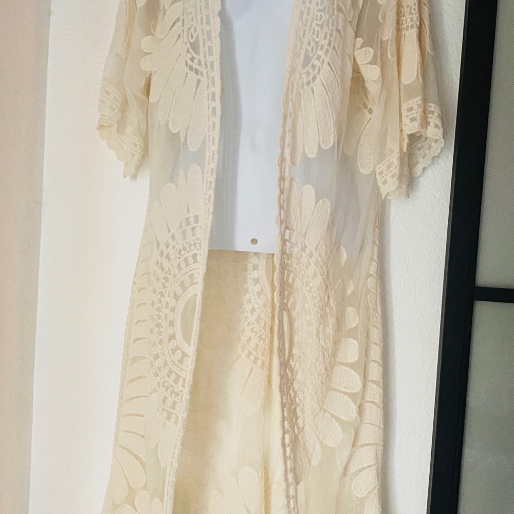 Cream Sheer Lace Kimono